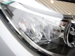 2013款 328i 2.0T 自动 风尚设计套装