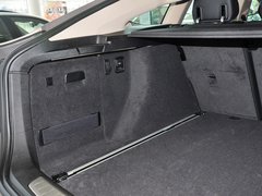 2013款 328i 2.0T 自动 风尚设计套装
