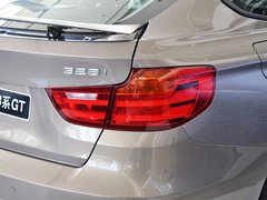 2013款 328i 2.0T 自动 风尚设计套装