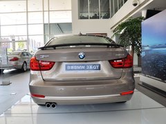 2013款 328i 2.0T 自动 风尚设计套装