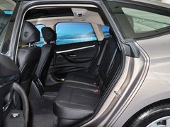 2013款 328i 2.0T 自动 风尚设计套装
