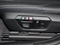 2013款 328i 2.0T 自动 风尚设计套装