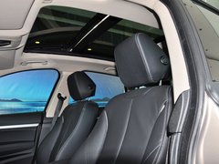 2013款 328i 2.0T 自动 风尚设计套装