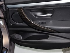 2013款 328i 2.0T 自动 风尚设计套装