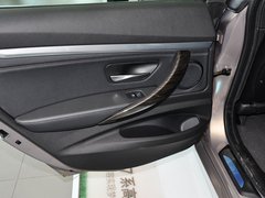 2013款 328i 2.0T 自动 风尚设计套装