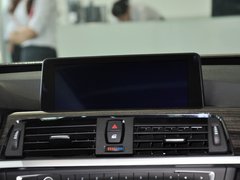 2013款 328i 2.0T 自动 风尚设计套装