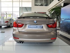 2013款 328i 2.0T 自动 风尚设计套装