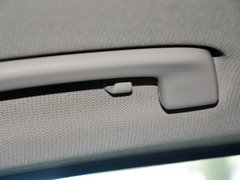 2013款 328i 2.0T 自动 风尚设计套装