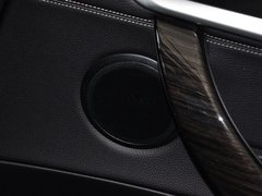 2013款 328i 2.0T 自动 风尚设计套装