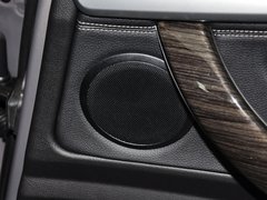 2013款 328i 2.0T 自动 风尚设计套装