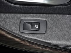 2013款 328i 2.0T 自动 风尚设计套装