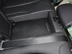 2013款 328i 2.0T 自动 风尚设计套装