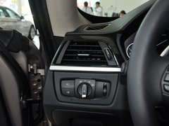 2013款 328i 2.0T 自动 风尚设计套装