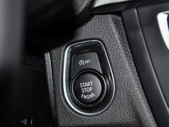 2013款 328i 2.0T 自动 风尚设计套装