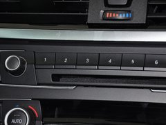 2013款 328i 2.0T 自动 风尚设计套装