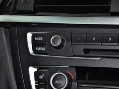 2013款 328i 2.0T 自动 风尚设计套装