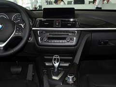 2013款 328i 2.0T 自动 风尚设计套装