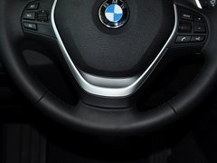 2013款 328i 2.0T 自动 风尚设计套装