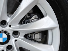 2013款 328i 2.0T 自动 风尚设计套装