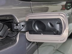 2013款 328i 2.0T 自动 风尚设计套装