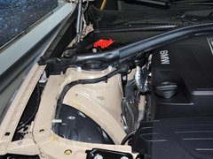 2013款 328i 2.0T 自动 风尚设计套装