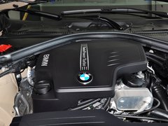 2013款 328i 2.0T 自动 风尚设计套装