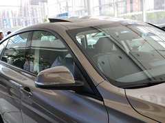2013款 328i 2.0T 自动 风尚设计套装