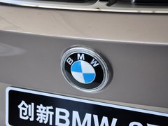 2013款 328i 2.0T 自动 风尚设计套装