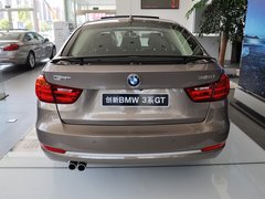 2013款 328i 2.0T 自动 风尚设计套装
