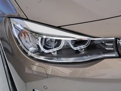 2013款 328i 2.0T 自动 风尚设计套装