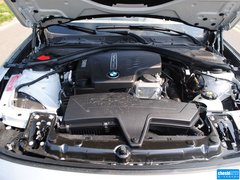 2013款 328i 2.0T 自动 风尚设计套装
