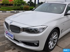 2013款 328i 2.0T 自动 风尚设计套装