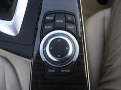 2013款 320i 2.0T 自动 领先版
