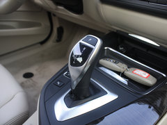 2013款 320i 2.0T 自动 领先版