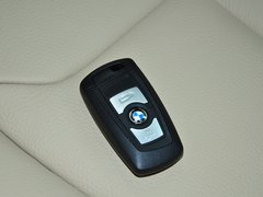 2013款 320i 2.0T 自动 领先版