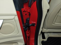 2013款 320i 2.0T 自动 领先版