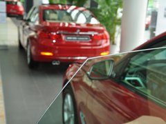 2013款 320i 2.0T 自动 领先版
