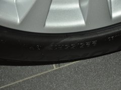 2013款 320i 2.0T 自动 领先版