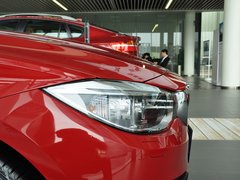 2013款 320i 2.0T 自动 领先版