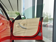2013款 320i 2.0T 自动 领先版