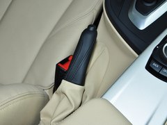 2013款 320i 2.0T 自动 领先版