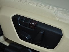 2013款 320i 2.0T 自动 领先版