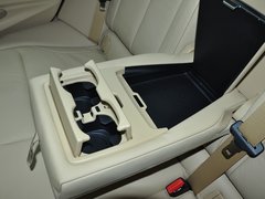 2013款 320i 2.0T 自动 领先版