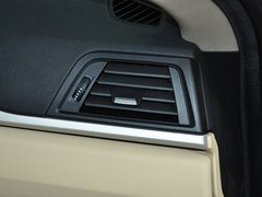 2013款 320i 2.0T 自动 领先版