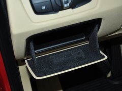 2013款 320i 2.0T 自动 领先版
