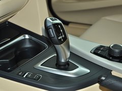 2013款 320i 2.0T 自动 领先版