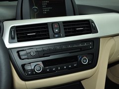 2013款 320i 2.0T 自动 领先版