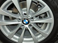 2013款 320i 2.0T 自动 领先版