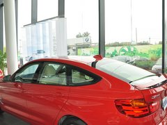 2013款 320i 2.0T 自动 领先版