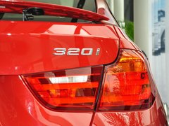 2013款 320i 2.0T 自动 领先版
